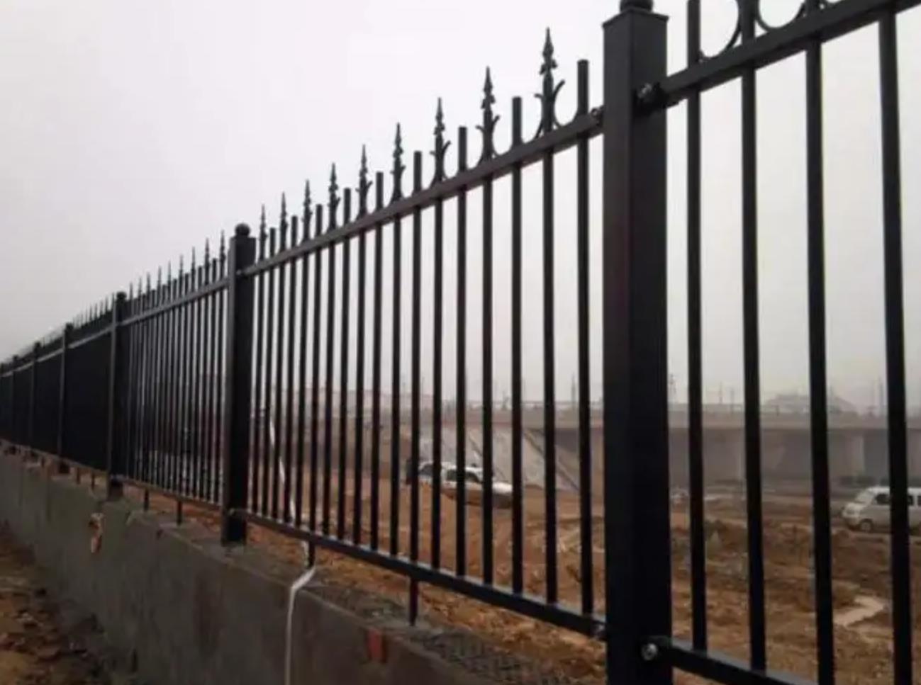 新疆阿勒泰铁艺护栏是怎么流行起来的？