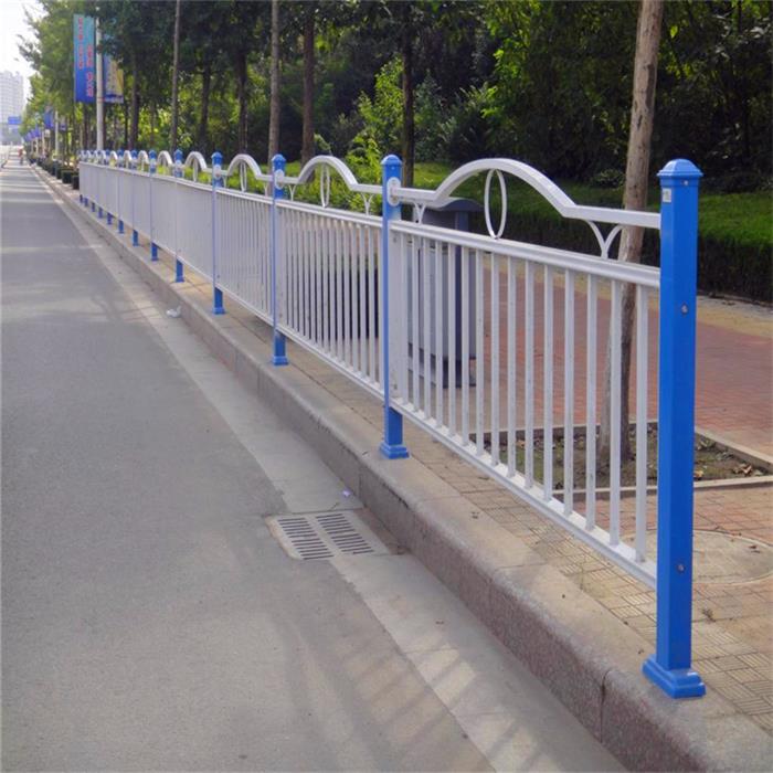 道路护栏厂家